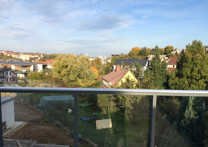 Widok w kierunku północno-wschodnim na ponoramę Gdańska z balkonu Domu Malczewskiego.