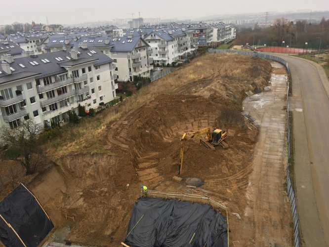 Zielona Aleja - prace ziemne na terenie inwestycji, widok w kierunku Gdańska.